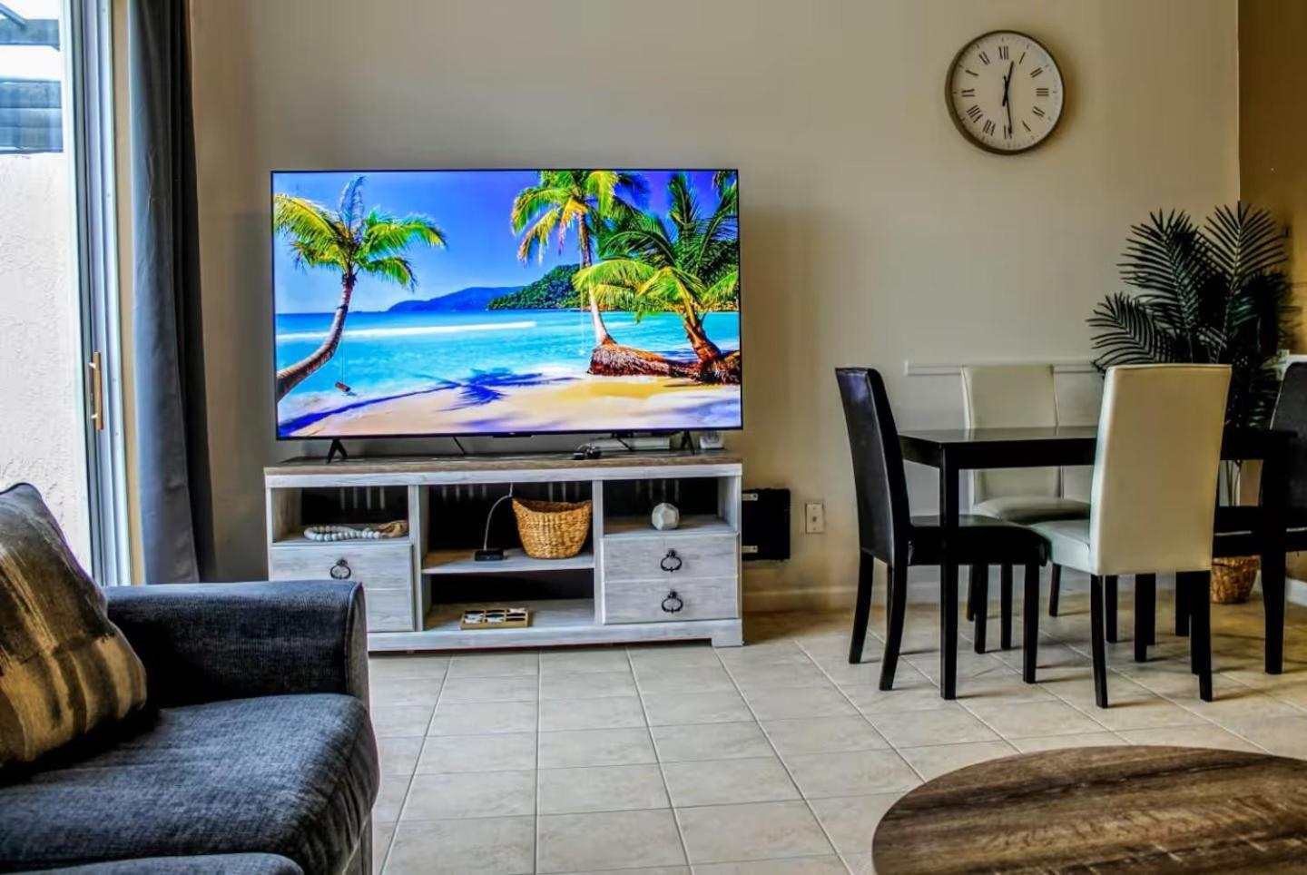 Villa Vacation Fantasia - Near *